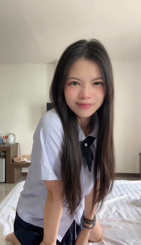 ภาพตัวอย่างที่ 3 — ใบบัว