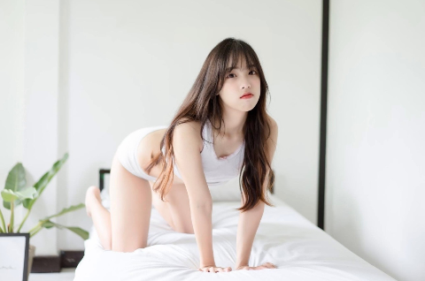 ภาพตัวอย่างที่ 4 — แชมเปญ